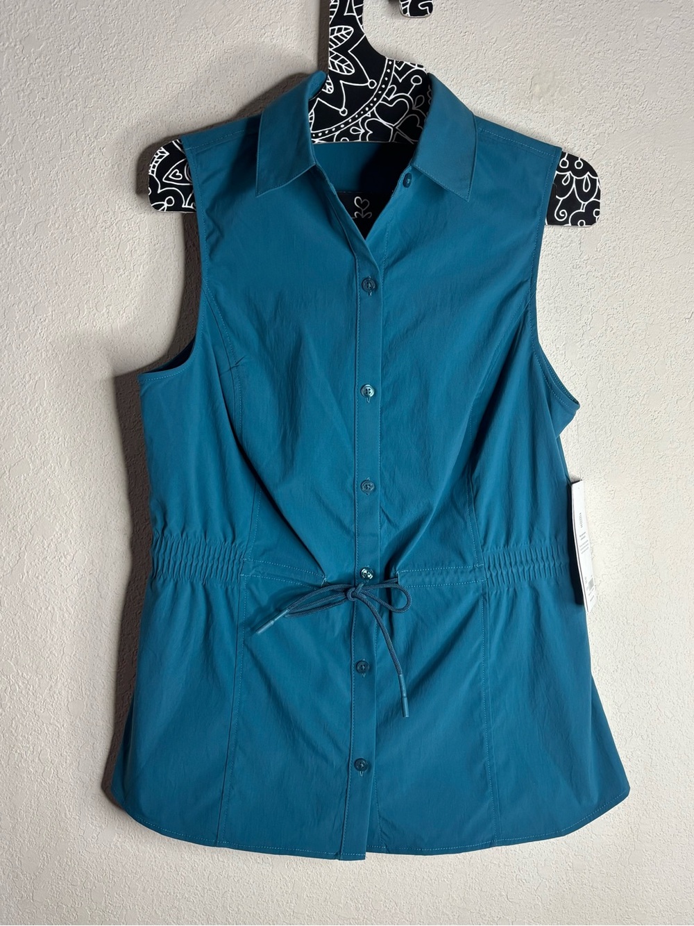 Athleta Poplin Levitate Tank size small